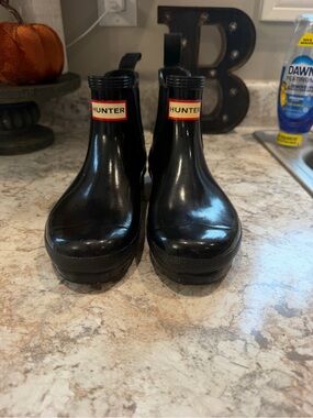 Hunter womens Glossy Black Chelsea Rain Boots